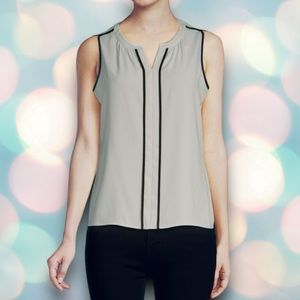 Calvin Klein Women’s Sleeveless Splitneck Top Shirt Blouse Size S